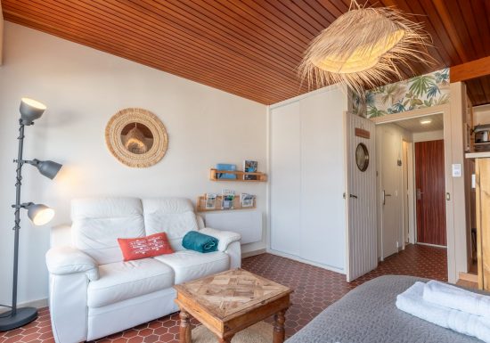 AU 18 – LES PIEDS DANS L’EAU