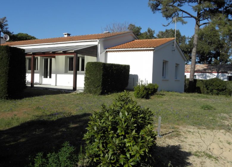MAISON, 800M DE LA PLAGE DE LA PARÉE PRÉNEAU, 3 CHAMBRES