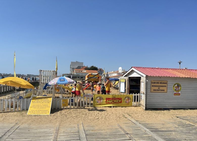 CLUB DE PLAGE LES BELUGAS