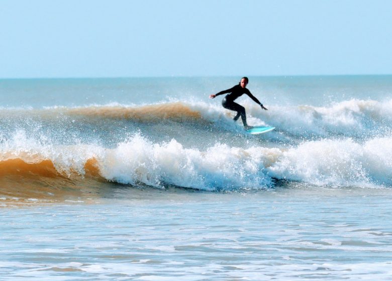 LOCATION DE SURF – RIDING FACTORY
