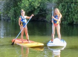 MARCHEZ SUR L’EAU EN FAMILLE ET DÉCOUVREZ LES JOIES DU PADDLE – LES P’TITS MOUSSES