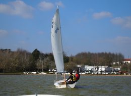 LOCATION DERIVEUR – BASE NAUTIQUE DES VALLÉES