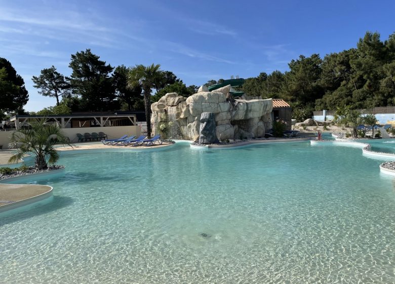 CAMPING CLICOCHIC LES CHOUANS